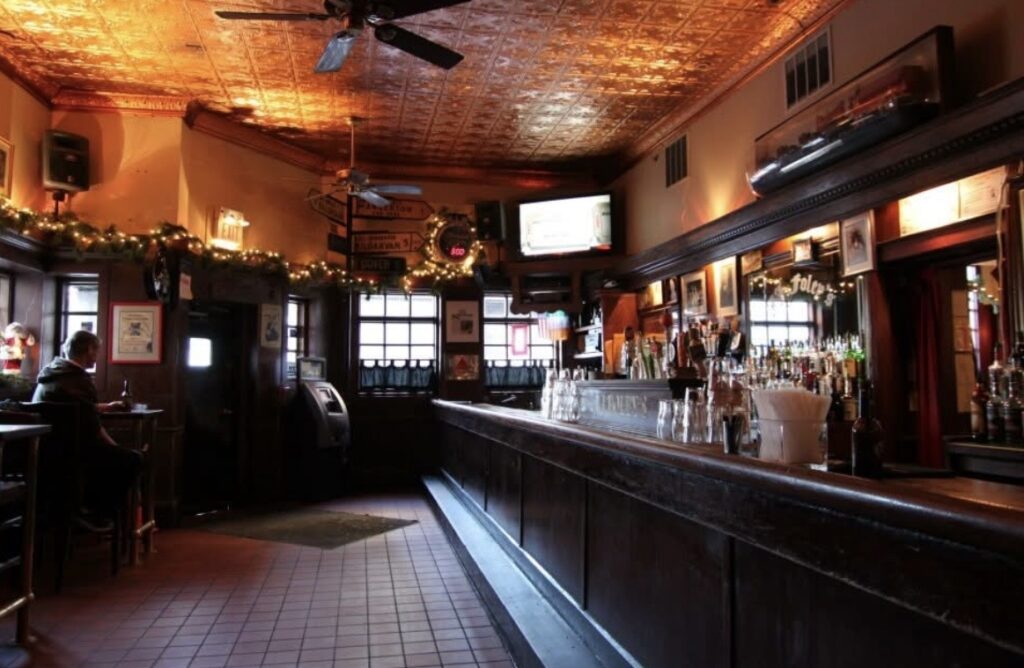 JJ Foley's Cafe